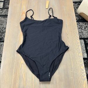 skims classic swim square neck scoop one piece